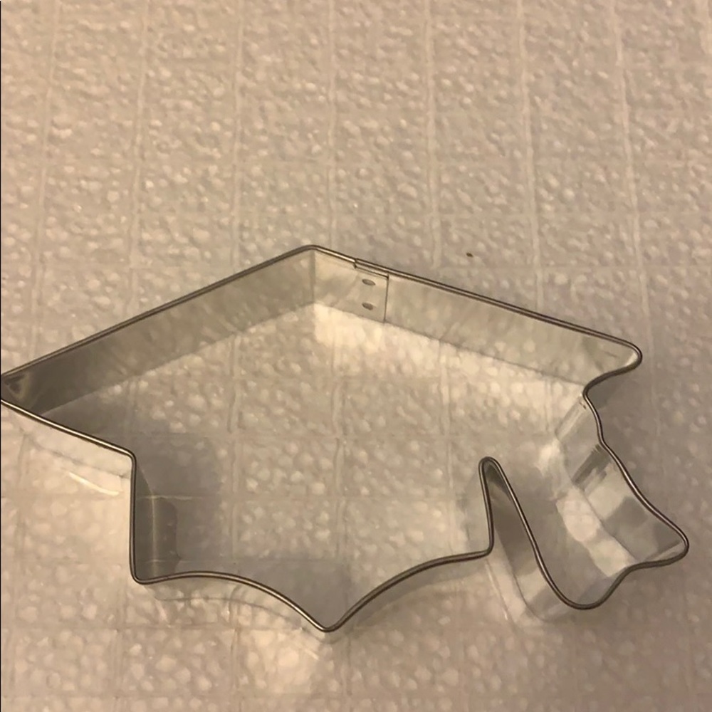 New Ann Clark GRADUATION Cookie Cutter 5 x 3”